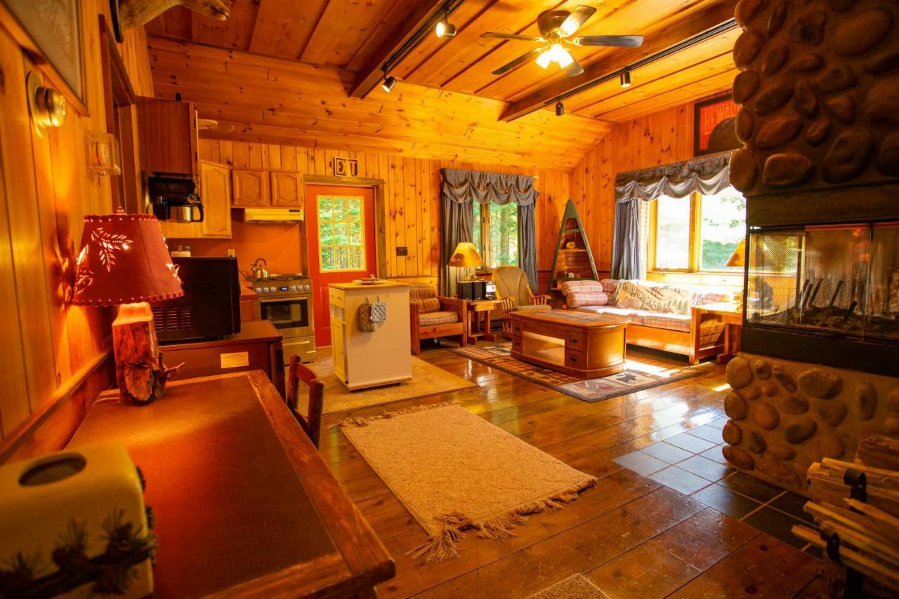 Lake Clear Lodge 外观 照片